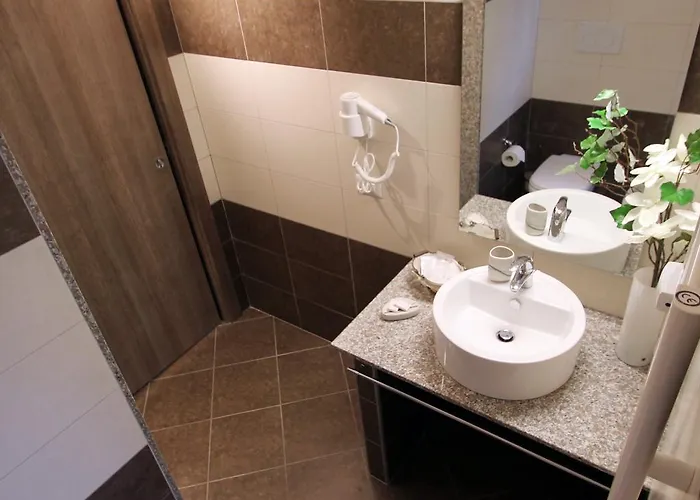 Milanorooms Bacone Self Check-in Gasthuis