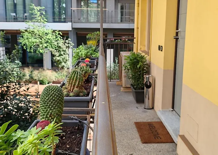 Eleganza Design Corso Porta Garibaldi - 80 Mq アパート