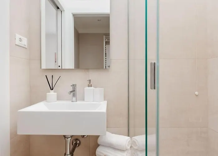 Lux Navigli Center * Milão