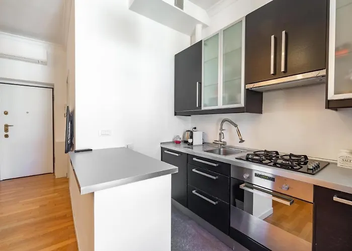 Lux Navigli Center * Milão