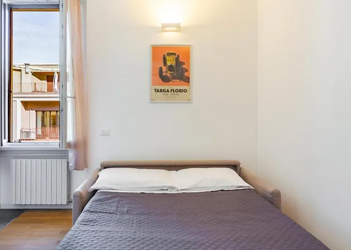 Lux Navigli Center *