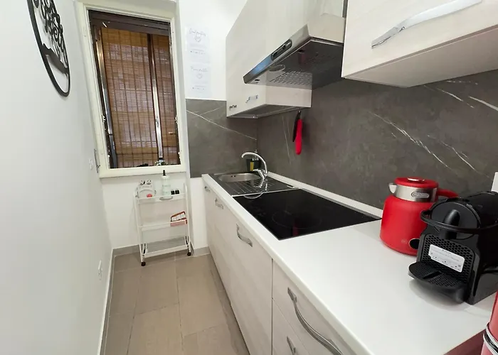 10' Linate Airport, Perfect For Visiting *