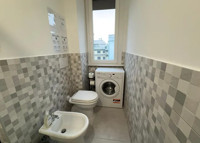 10' Linate Airport, Perfect For Visiting *