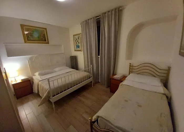 3 Station Free Parking