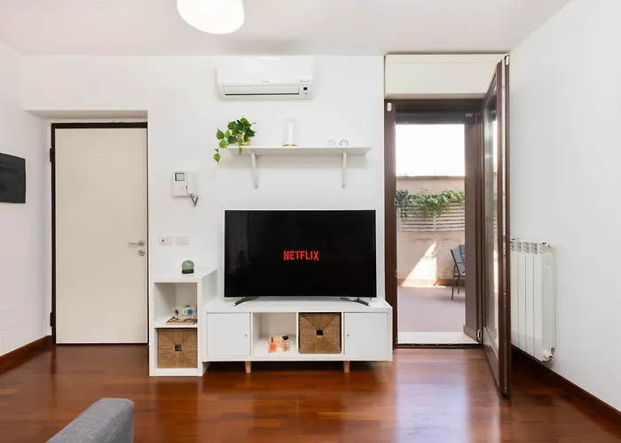 아파트 Terrace Con Parcheggio Incluso