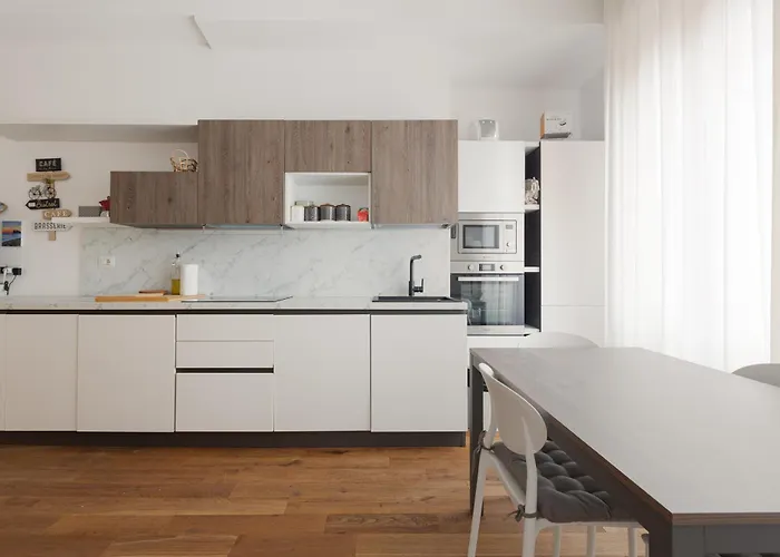 Repubblica - - Moderno Trilocale Apartamento