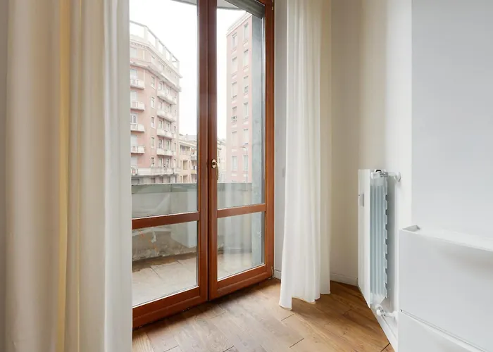 Repubblica - - Moderno Trilocale *