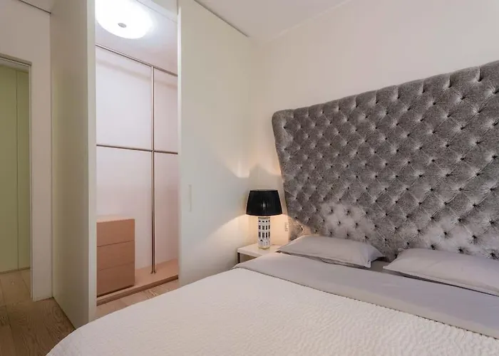 Sky High Dreams - Vista Duomo