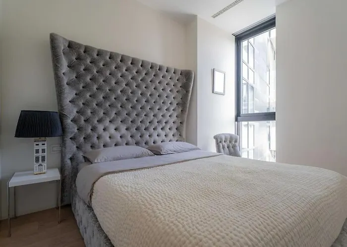 Sky High Dreams - Vista Duomo Apartman Milánó