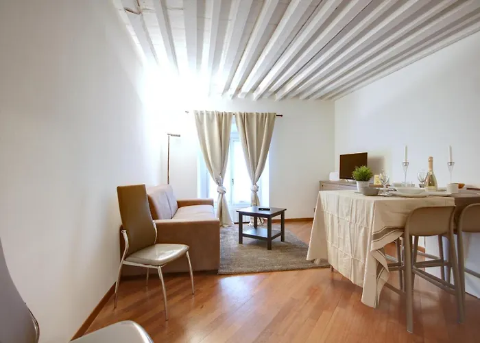 Milanrentals - Moscova מילאנו