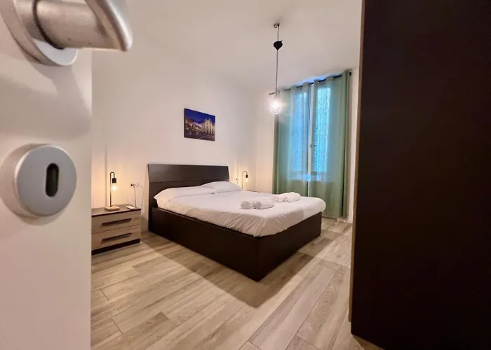 Kibilu - Via Valtellina - Quartiere Isola - Stazione Garibaldi - Monumentale - Vicinanze Brera *