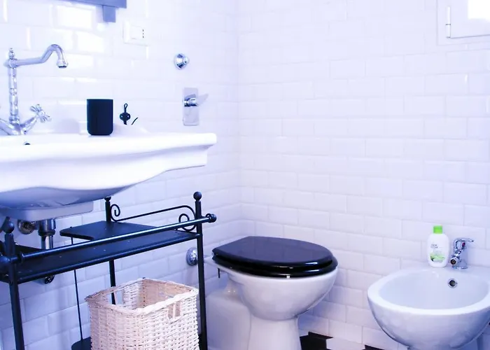 Navigli Urban * מילאנו