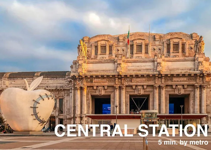 Isaia Couette-café Milan