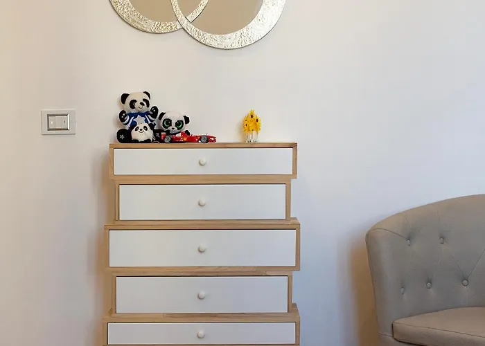 Flat 50m Station! * ميلان