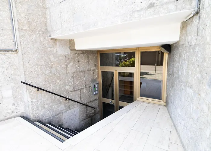 Arte & Fantasia - 15 Min Citycenter - Apartamento *