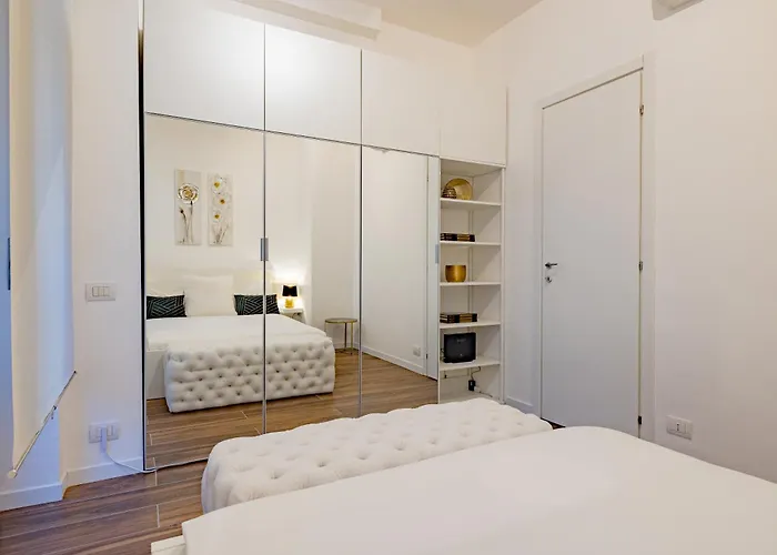 8 Luxury - Centro - Porta Venezia Апартаменты *