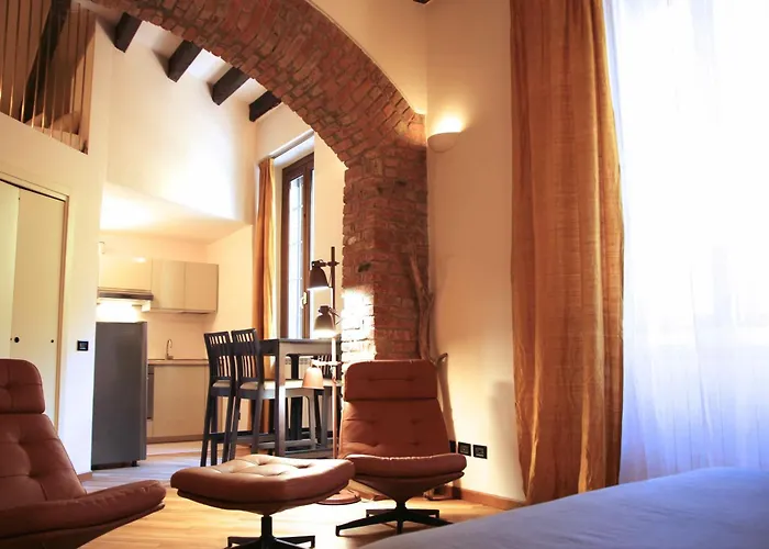 Loft Porta Romana - Duomo 3 Metro Stops * Милан