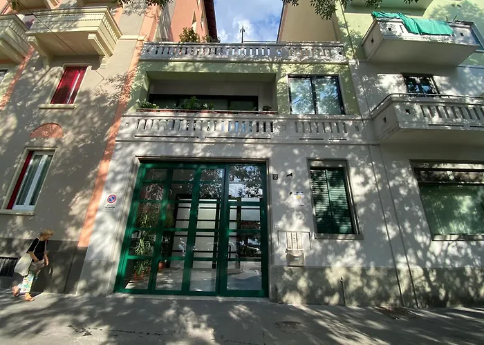 Vfh Argonne Trendy By The Park Appartement