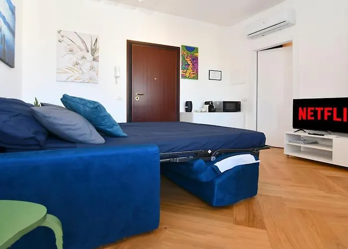 アパート Bande Nere-san Siro Attico Con Terrazzo