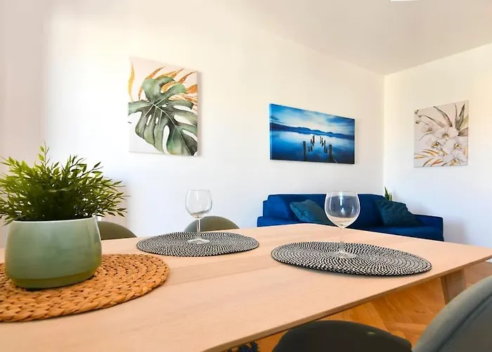 Bande Nere-san Siro Attico Con Terrazzo