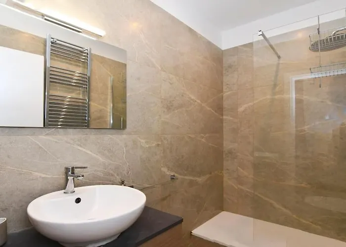 Bande Nere-san Siro Attico Con Terrazzo *