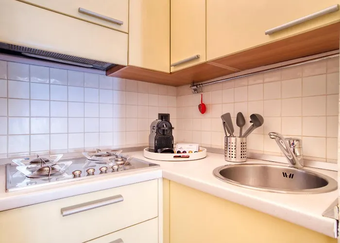 Apartmán Guesthost - Deangeli Nest Romantico Bilocale Di Design In Zona De Angeli, Rinnovato E Accessoriato Milán