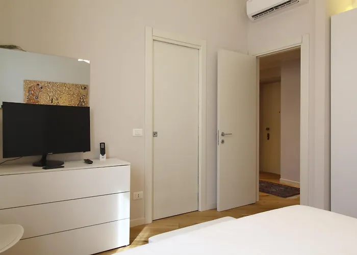 Your From - アパート ミラノ