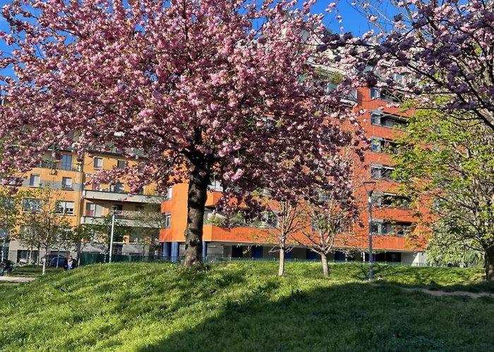 Chiara 18 - M4 Metro Blu *