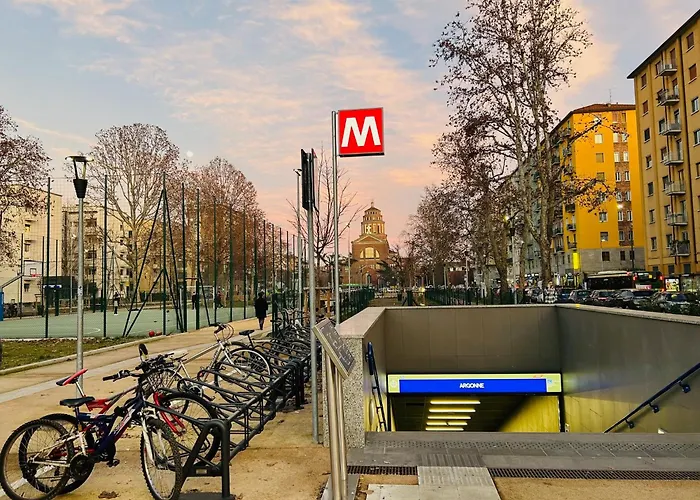 Chiara 18 - M4 Metro Blu Apartment