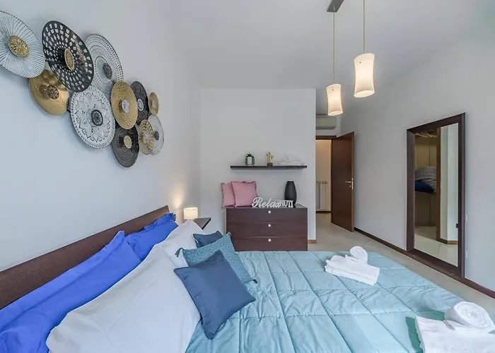 Near Duomo - Free Parking -terrace - Metro - Ac *