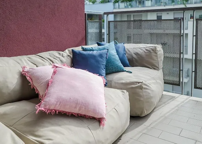 Near Duomo - Free Parking -terrace - Metro - Ac Daire