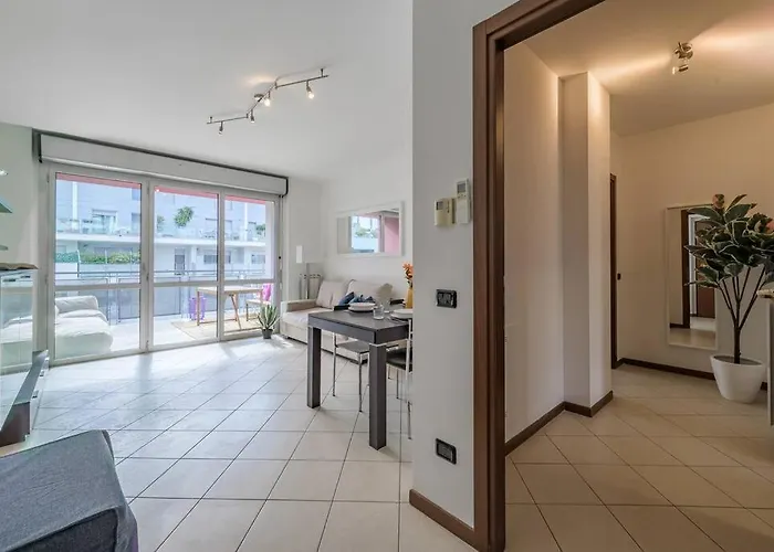 Near Duomo - Free Parking -terrace - Metro - Ac Daire *