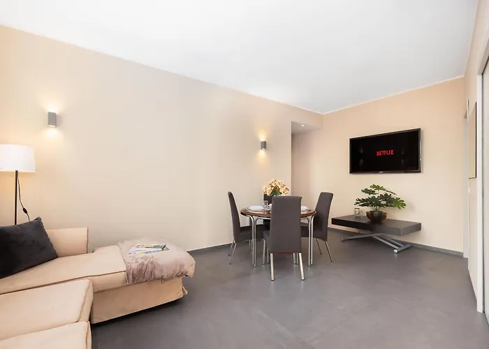 Corvetto House By Barbarhouse Милан