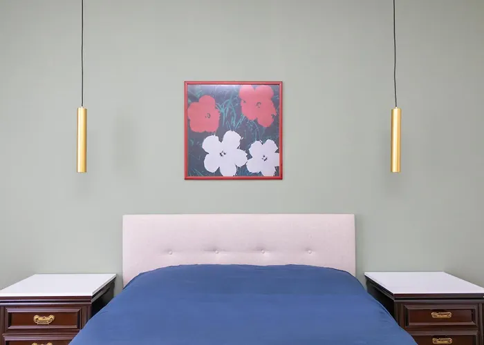 Modern With Balcony And Park View מילאנו