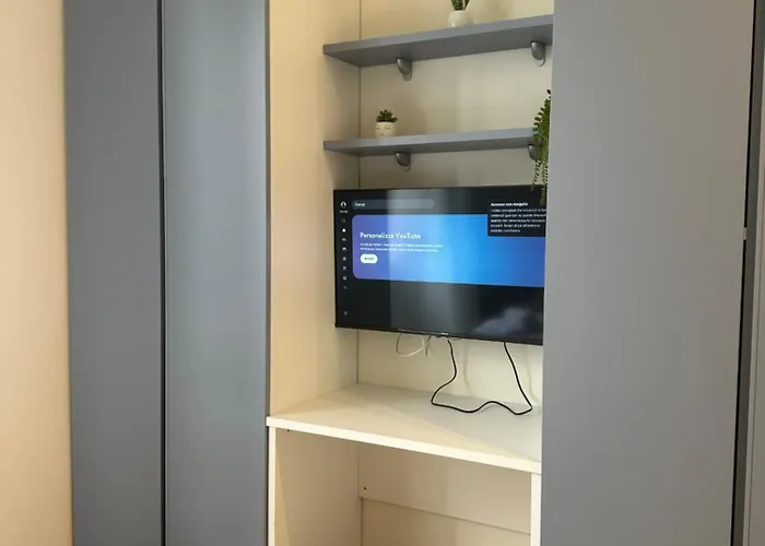 Private With Wi-fi Near Duomo Atena Mediolan