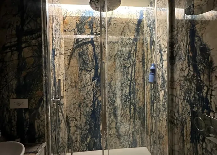 Private With Wi-fi Near Duomo Atena * Mediolan