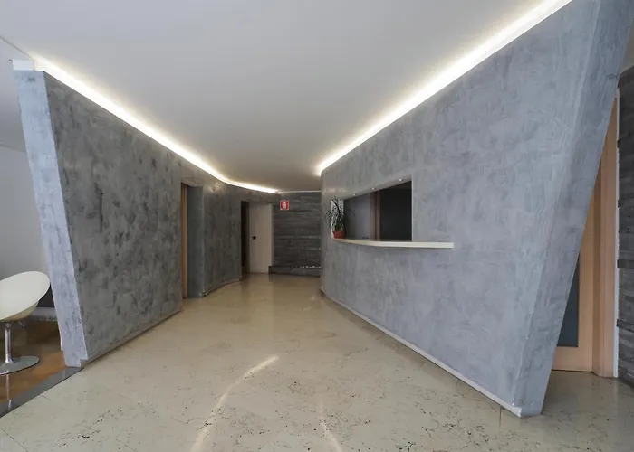 Primopiano - Watt B Milano