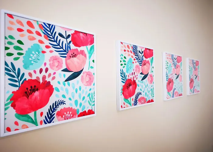 아파트 Spacious 50 Meters From The Metro 밀라노