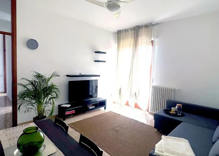 The 6th Floor Flat - Direct Link To Centre In 8 Mins * Milán