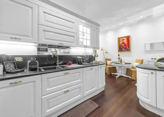 Cozy Near Station By Ndp Rent 公寓