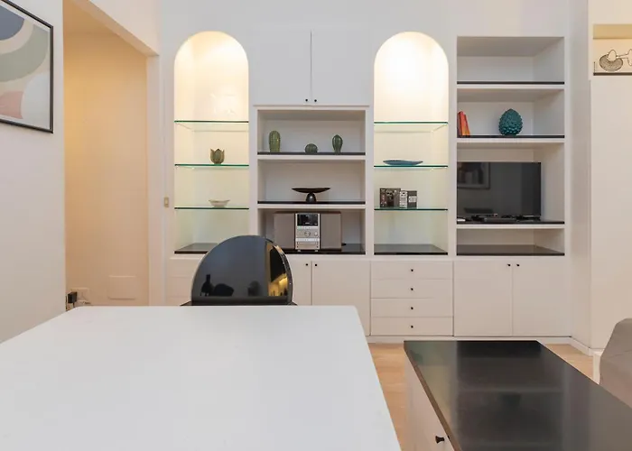 Xenia - Lovely In Porta Romana *