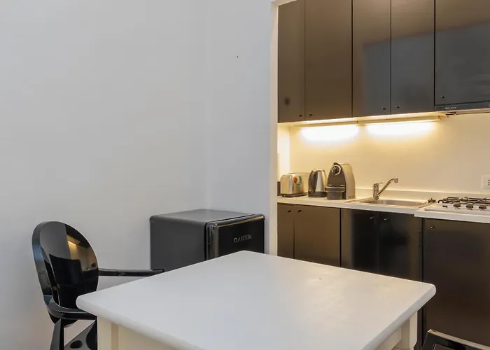 Xenia - Lovely In Porta Romana Daire Milano