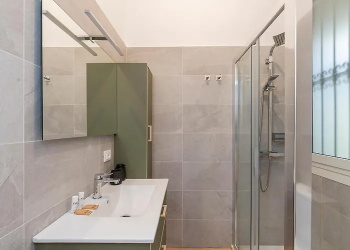 Xenia - Lovely In Porta Romana Milano