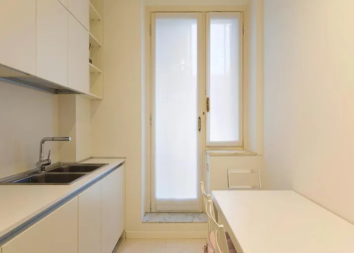 Favoloso A Pochi Minuti Dal Duomo Milano