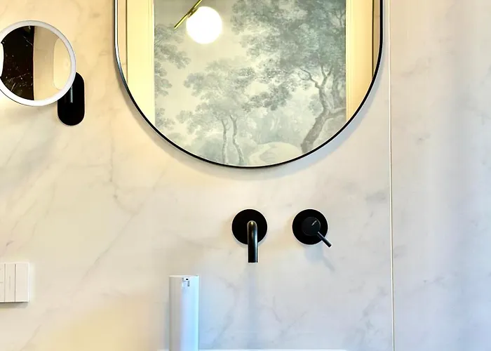 Casa Angelo Design Flat - Milan, Porta Venezia, 3 Metro Stops Duomo Mailand