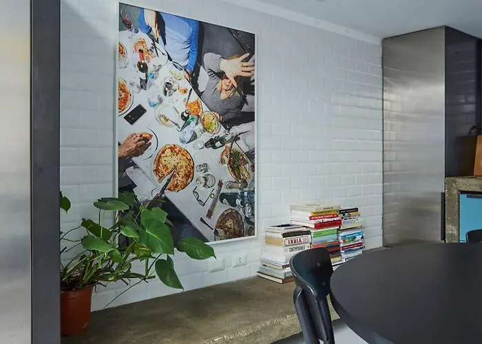 Artist - Porta Romana * Milan