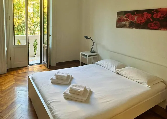Garibaldi - Moscova Three-room In The Heart Of Milano