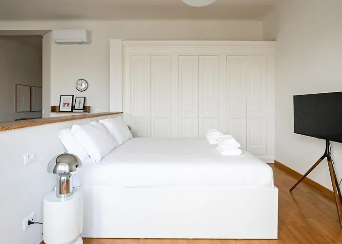 Italianway Comfort - Napoli 36 Милан