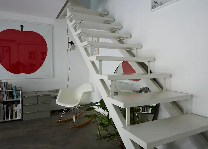 Artist - Porta Romana Apartment *