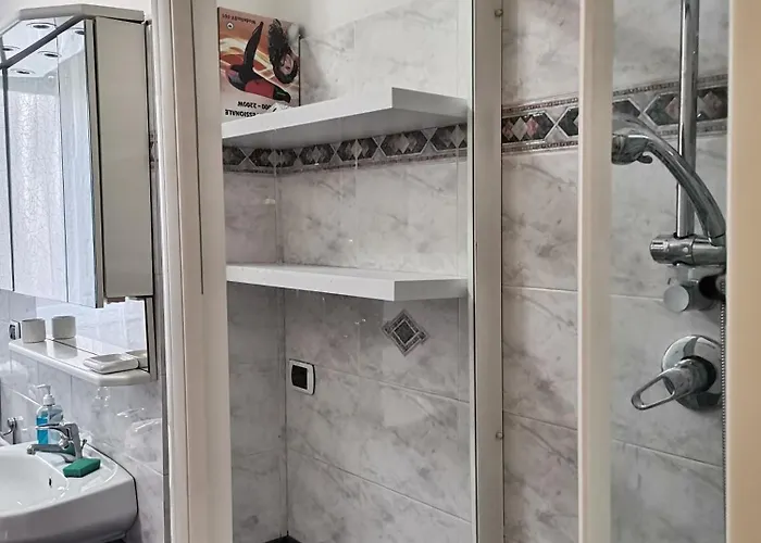 アパート Uruguay 3 Da Letto ミラノ